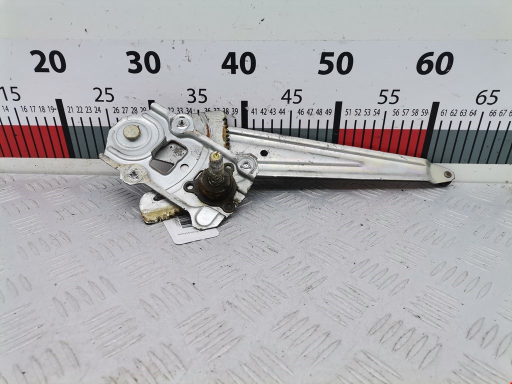 Стеклоподъемник задний правый TOYOTA Yaris Verso 1999-2006