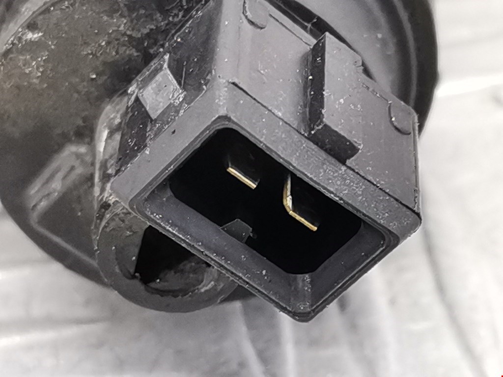 Клапан вентиляции топливного бака OPEL Zafira B 2005-2012