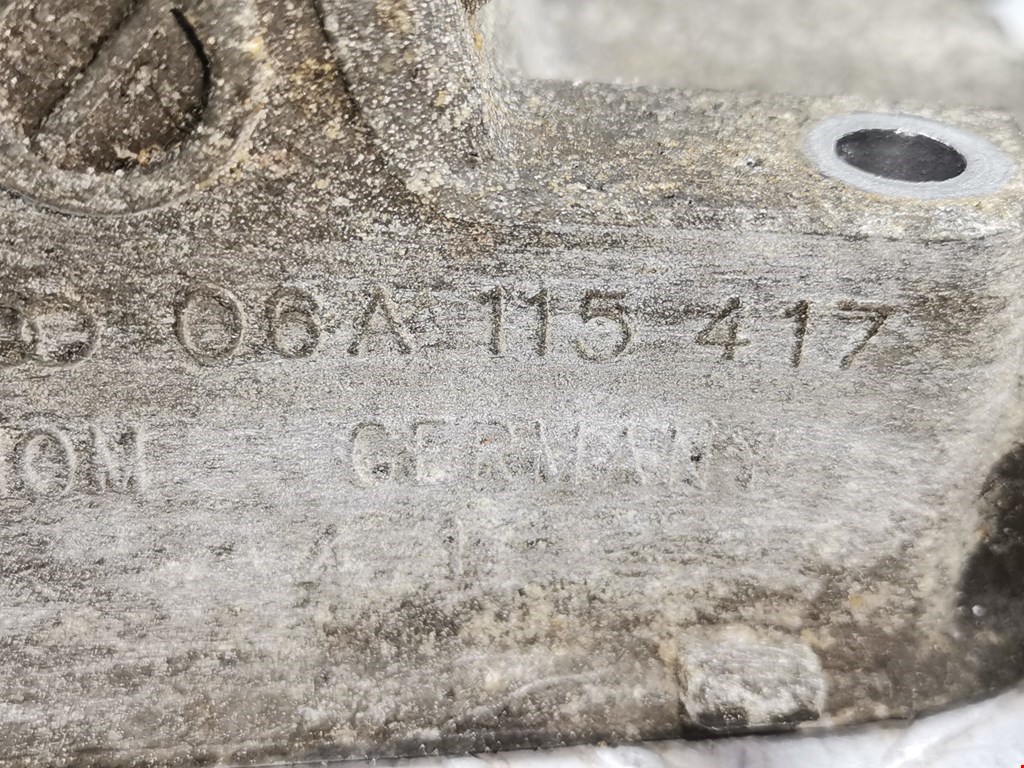 Корпус масляного фильтра SKODA Octavia A4 1U- 1997-2010