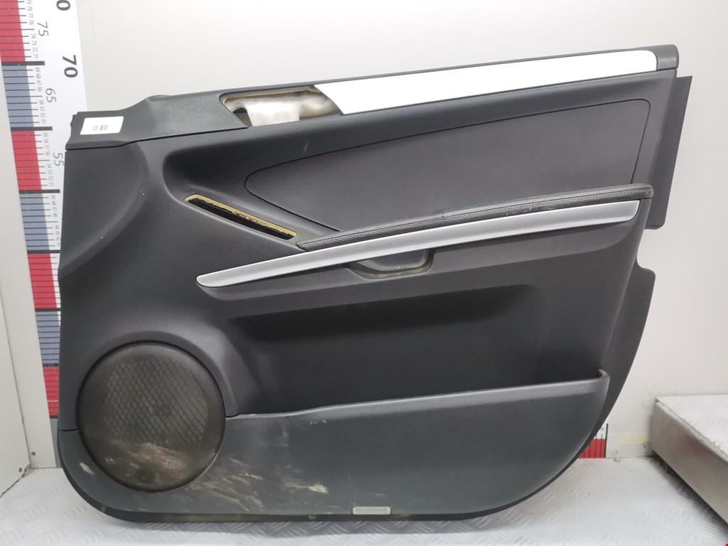 Обшивка двери передняя правая MERCEDES-BENZ M-Class W164 ML 2005-2011