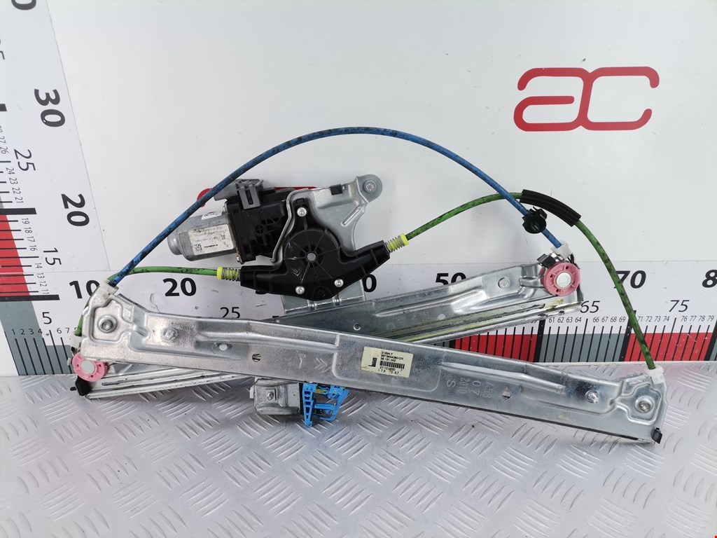 Стеклоподъемник передний правый CITROEN C3 Picasso 2009-2017
