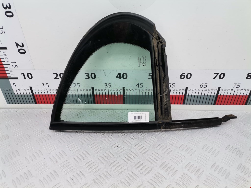 Стекло двери задней левой (форточка) Jaguar S-Type (1998-2008)