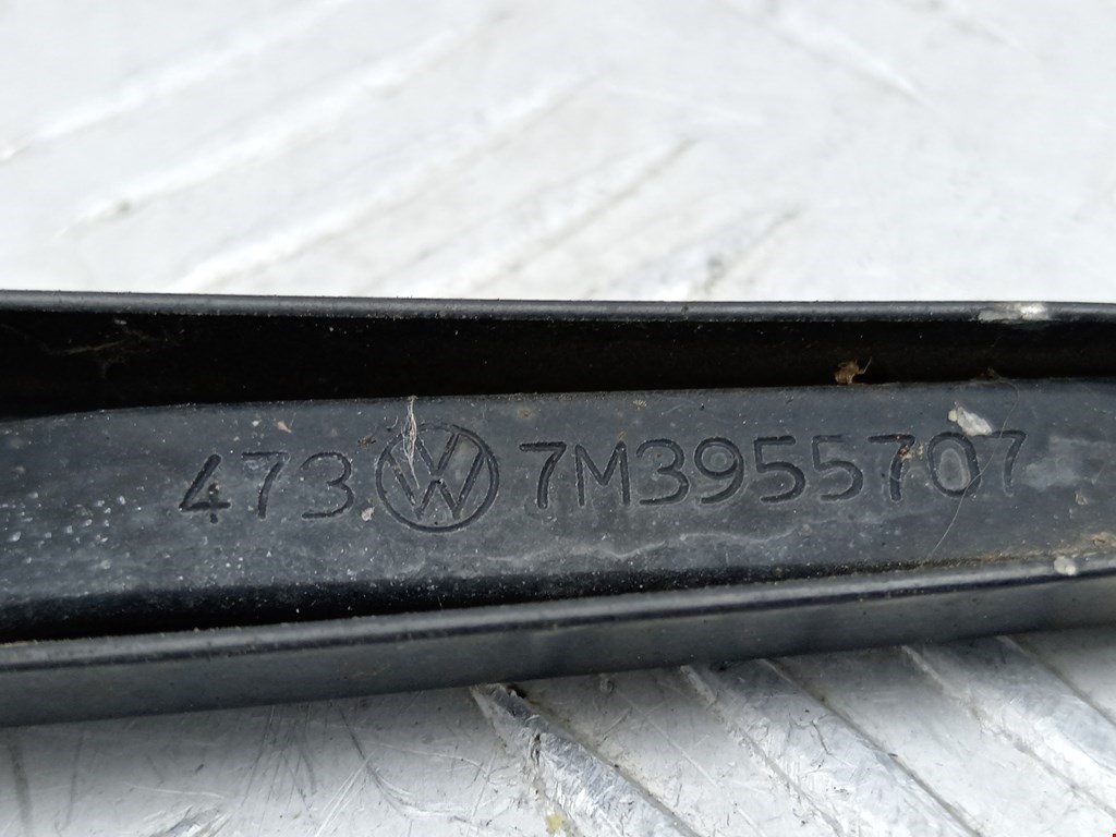 Поводок дворника задний (заднего) SEAT Alhambra 1996-2010