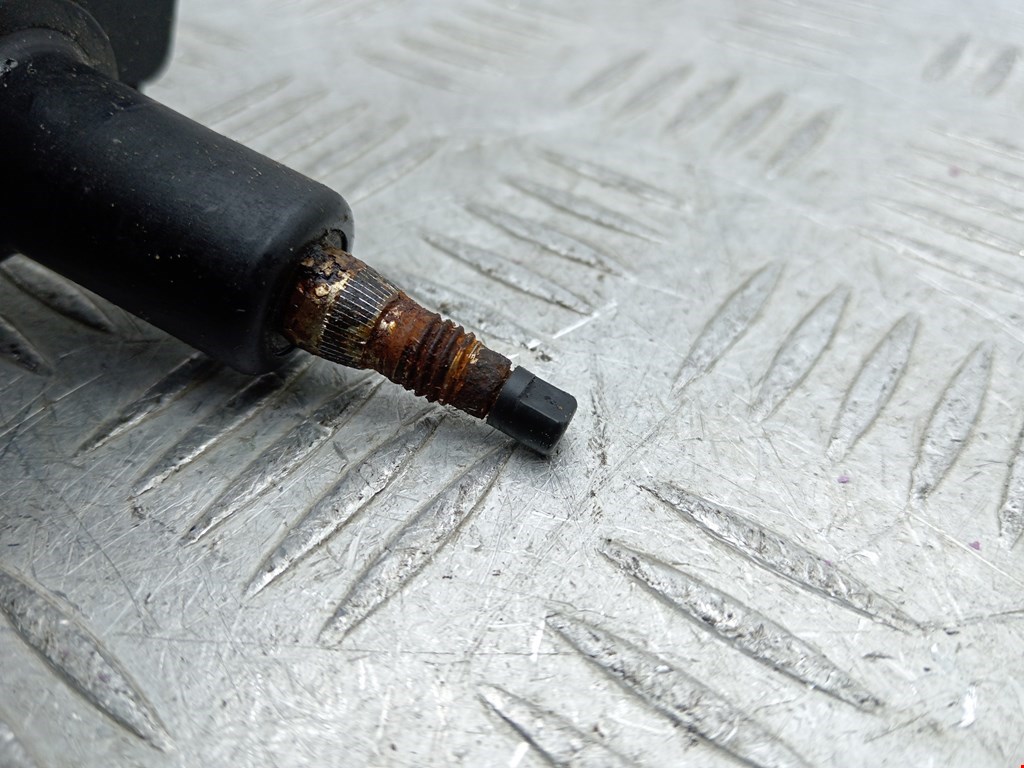 Моторчик стеклоочистителя задний SKODA Fabia MK1 1999-2006