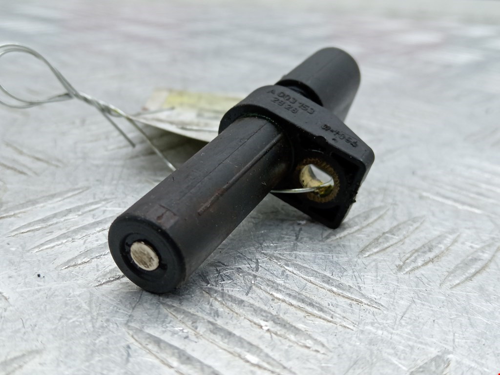 Датчик положения коленвала MERCEDES-BENZ CLC-Class CL203 2008-2011