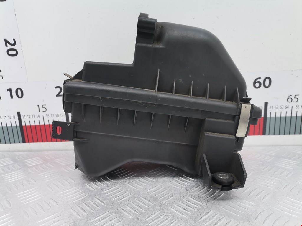 Корпус воздушного фильтра MITSUBISHI Colt Z3 2003-2012