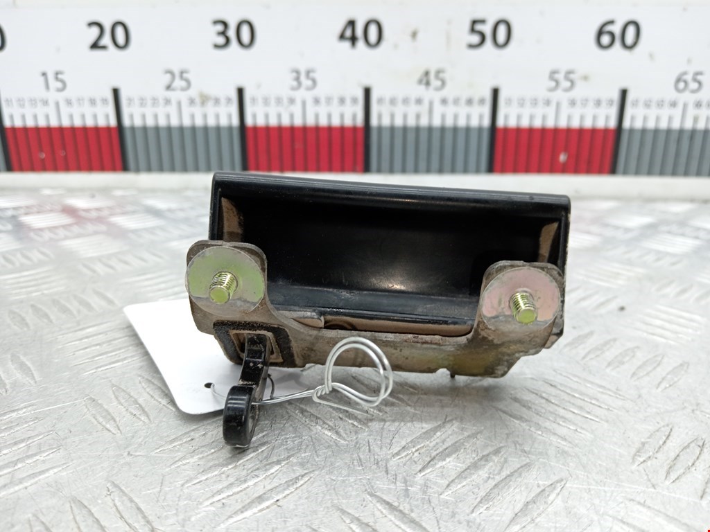 Ручка открывания багажника MITSUBISHI Space Wagon N8,N9 1998-2004