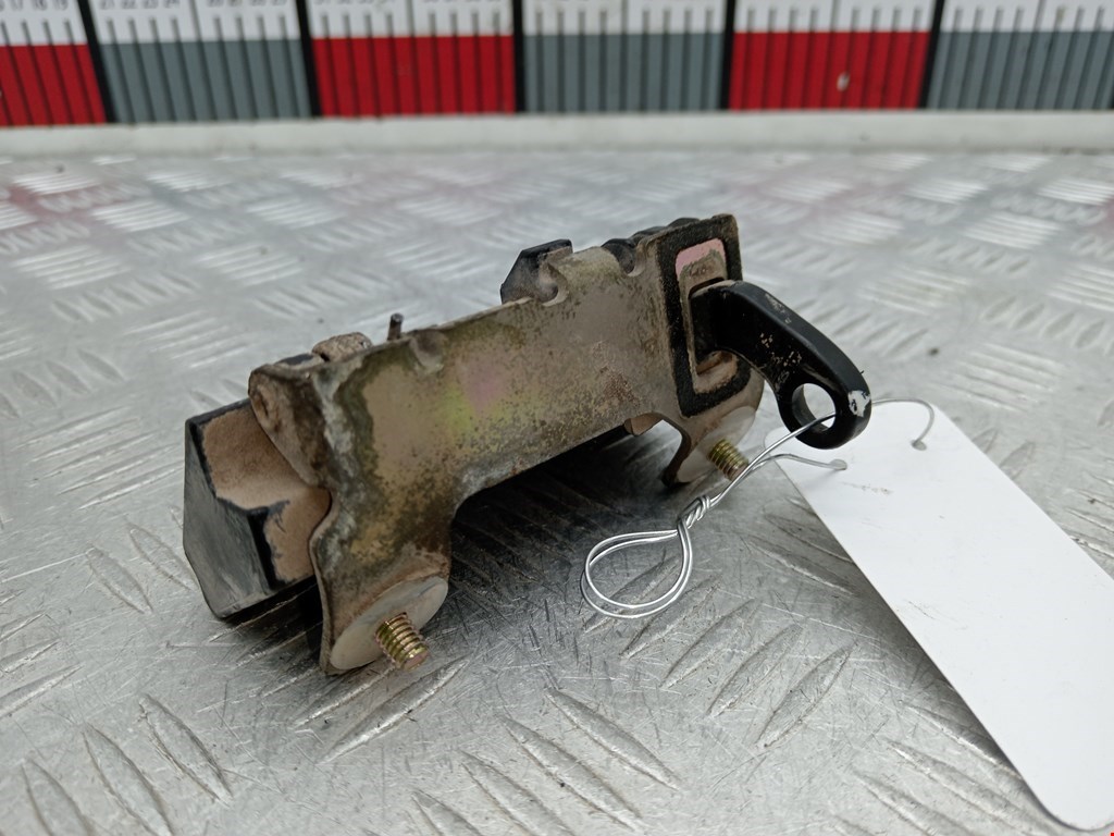 Ручка открывания багажника MITSUBISHI Space Wagon N8,N9 1998-2004