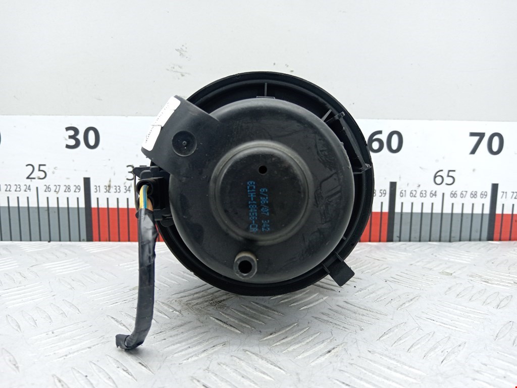 Моторчик (мотор) отопителя салона VOLKSWAGEN Passat B5 1997-2005