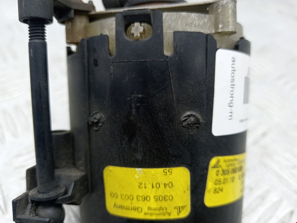 Фара противотуманная левая (ПТФ) AUDI A4 B6 2001-2005