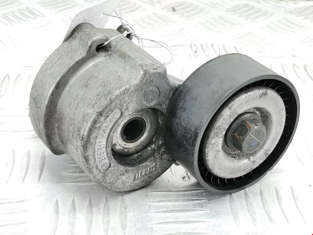 Натяжитель ремня генератора (приводного поликлинового ремня Alfa Romeo Giulietta (940) (2010-2020)