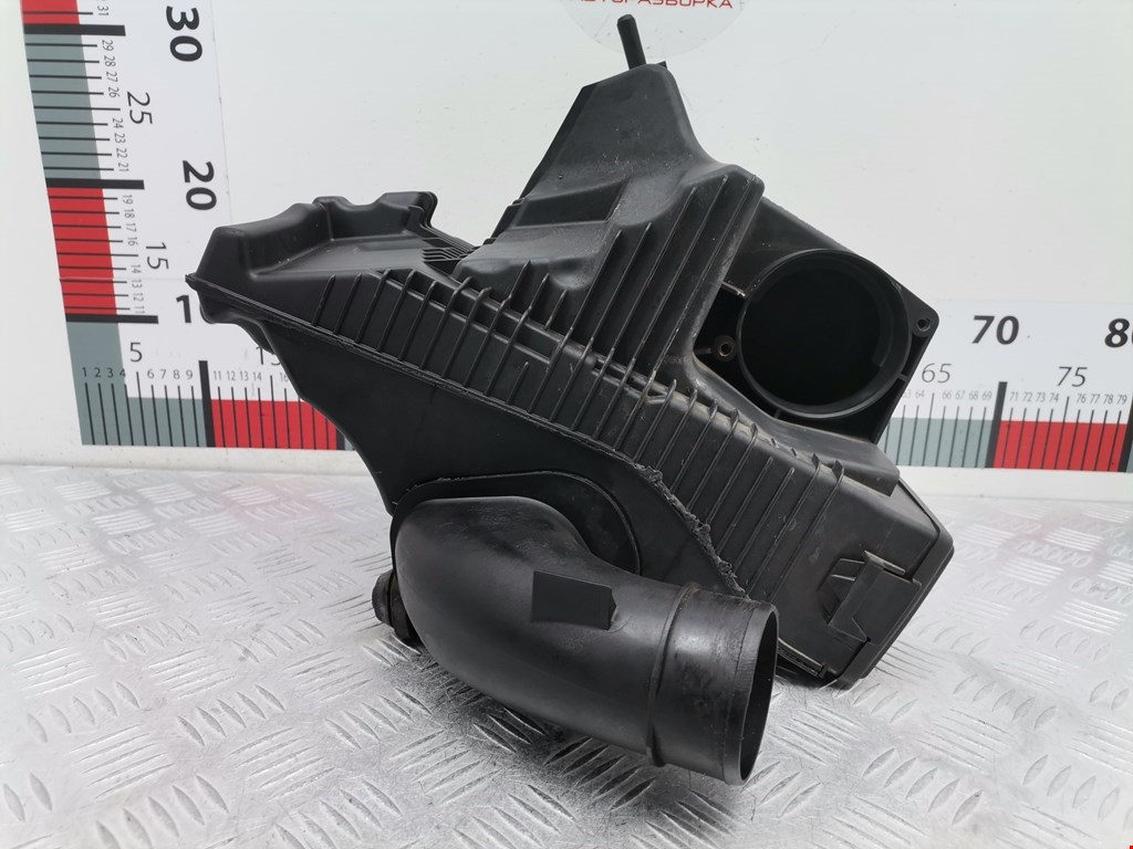 Корпус воздушного фильтра NISSAN Note E11 2005-2014