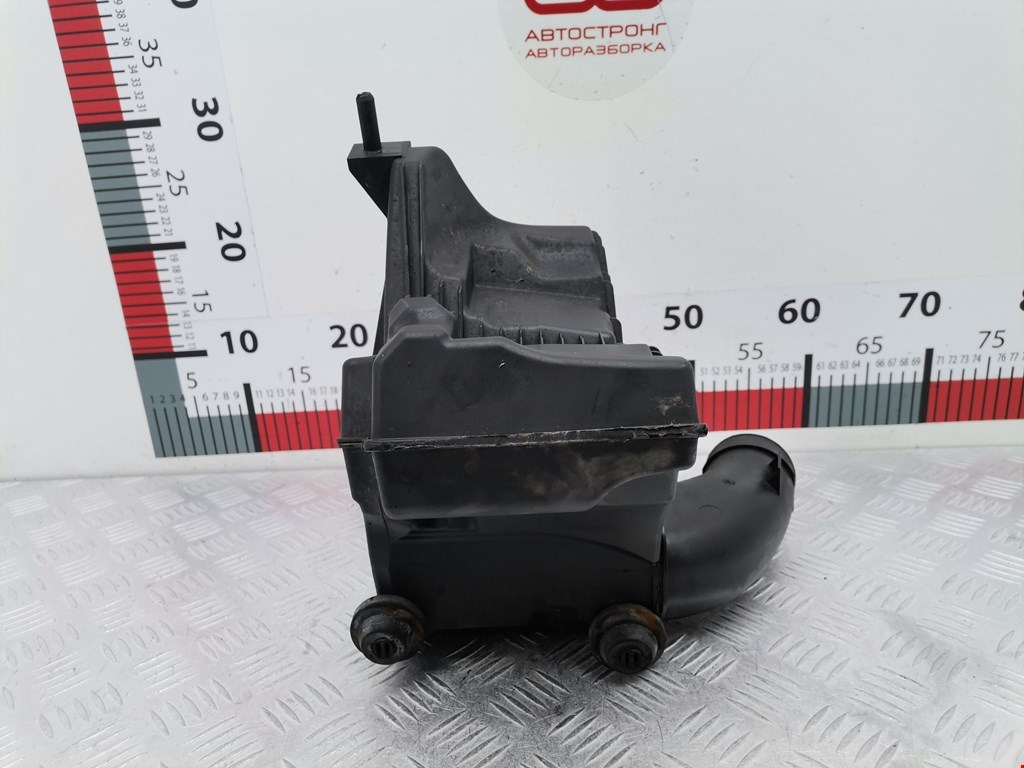 Корпус воздушного фильтра NISSAN Note E11 2005-2014