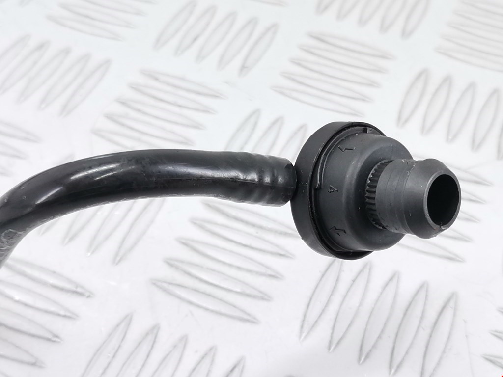 Трубка вакуумная VOLVO XC60 I 2008-2017