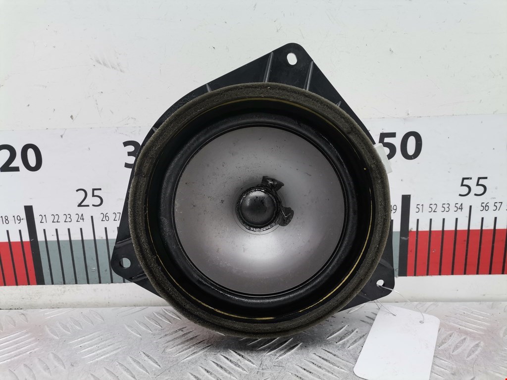 Динамик TOYOTA Yaris Verso 1999-2006