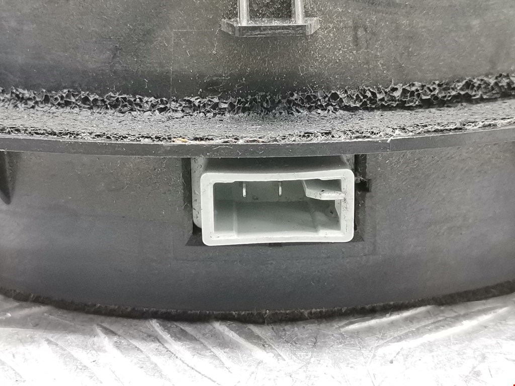 Динамик TOYOTA Yaris Verso 1999-2006