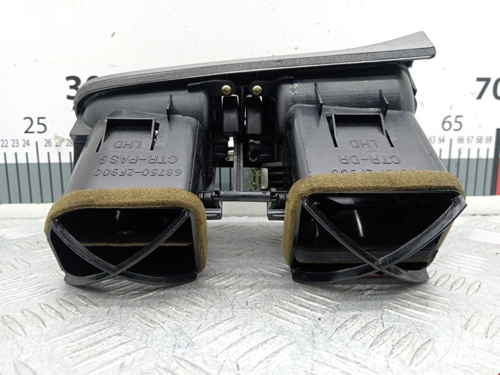 Дефлектор воздушный NISSAN Primera P11 1996-2002