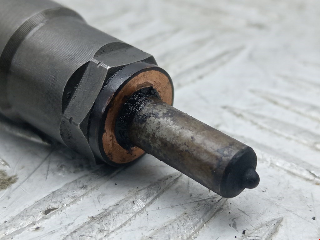 Форсунка дизельная электрическая FORD Transit 2006-2014