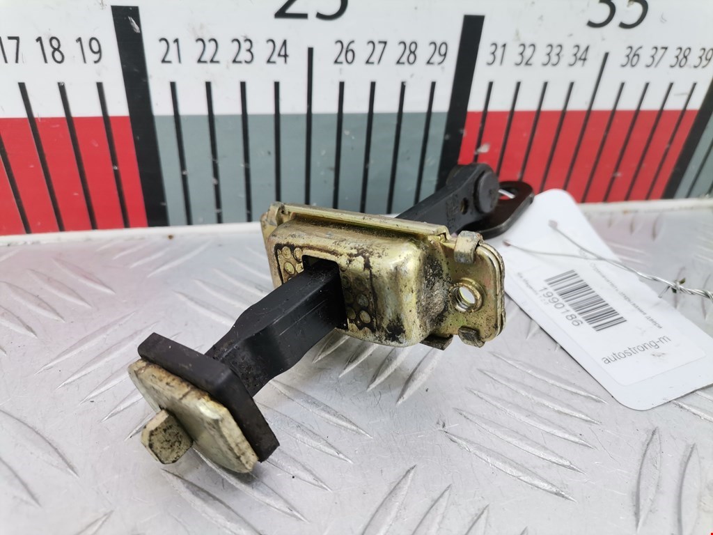 Ограничитель открывания двери KIA Magentis 2000-2006