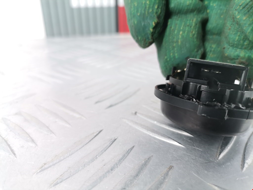 Динамик VOLKSWAGEN Passat B6 2005-2011