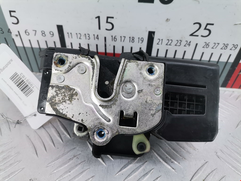 Замок двери передней правой OPEL Antara 2006-2015