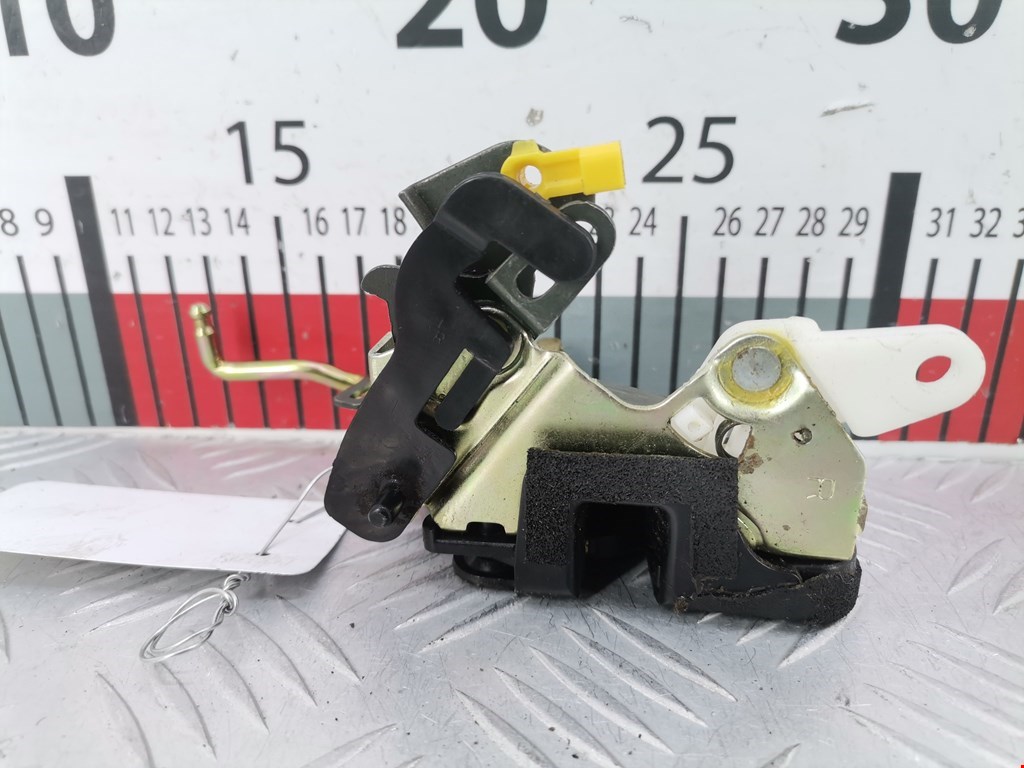 Замок двери задней правой KIA Magentis 2000-2006