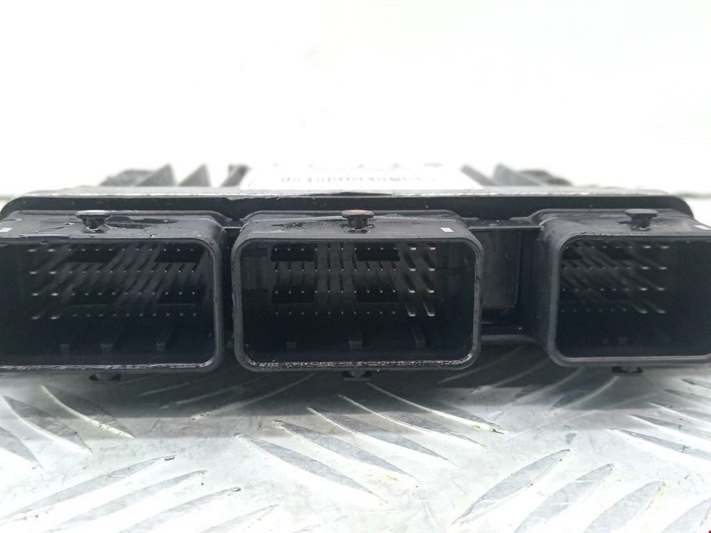 Блок управления двигателя (ЭБУ) NISSAN Note E11 2005-2014