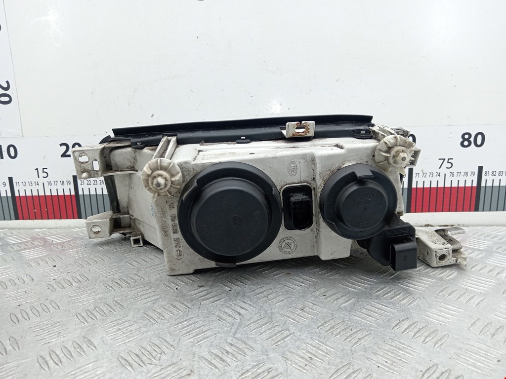 Фара правая SKODA Octavia A4 1U- 1997-2010