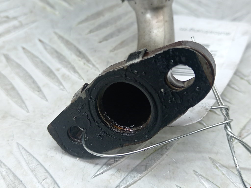 Трубка нагнетателя NISSAN Note E11 2005-2014