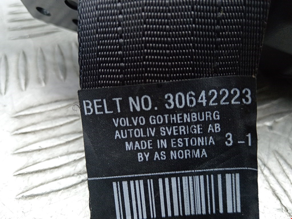 Ремень безопасности передний правый VOLVO C30 2006-2013