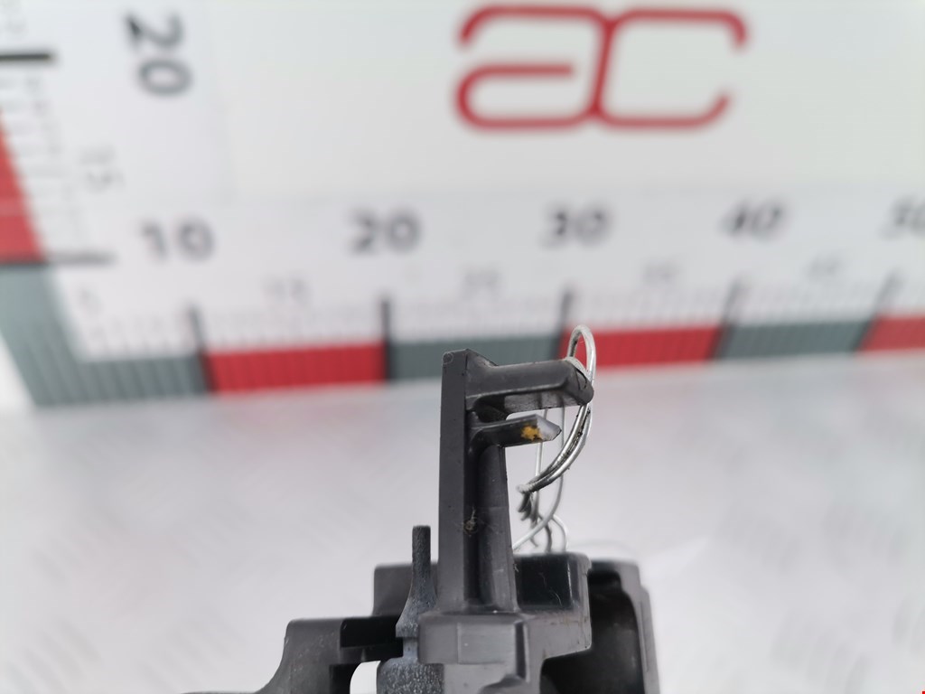 Ручка дверная передняя внутренняя левая TOYOTA Yaris Verso 1999-2006