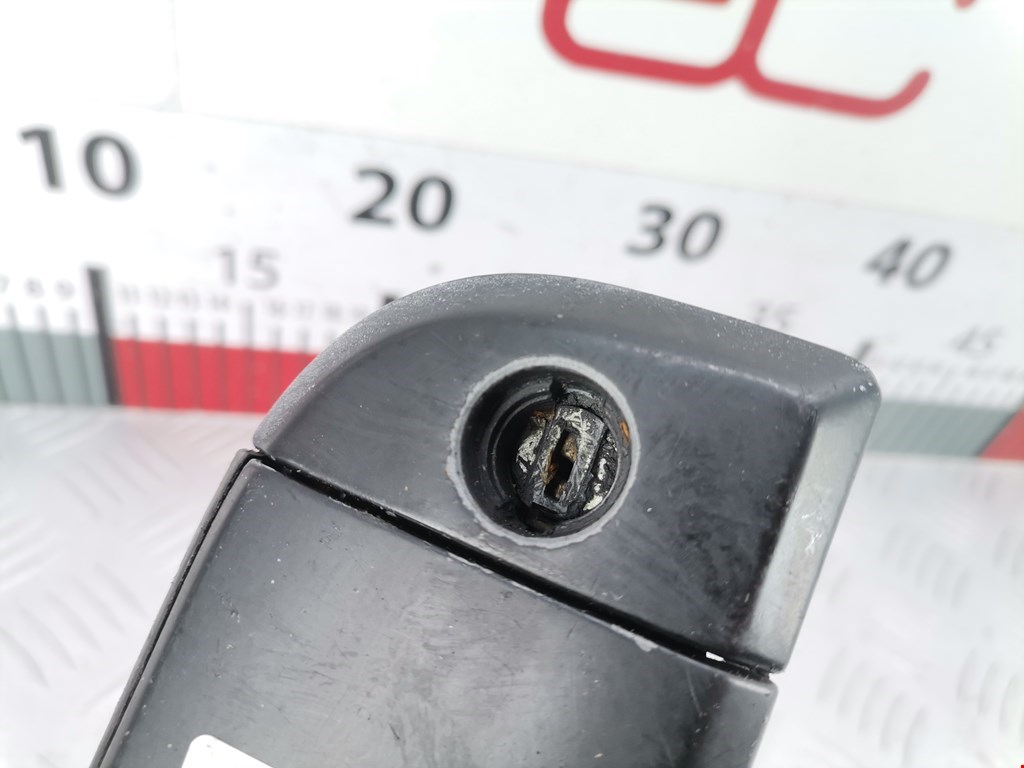 Ручка двери передней наружная левая VOLKSWAGEN Transporter T4 1990-2003