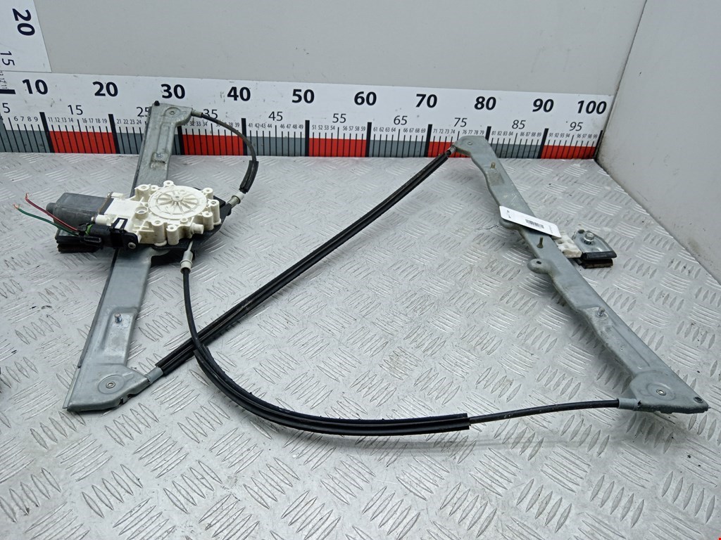 Стеклоподъемник передний левый MITSUBISHI Colt Z3 2003-2012