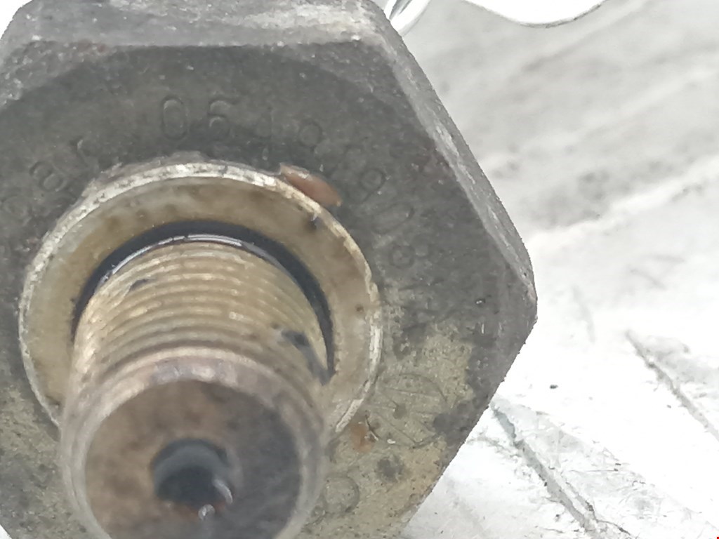 Датчик давления масла SKODA Octavia A4 1U- 1997-2010