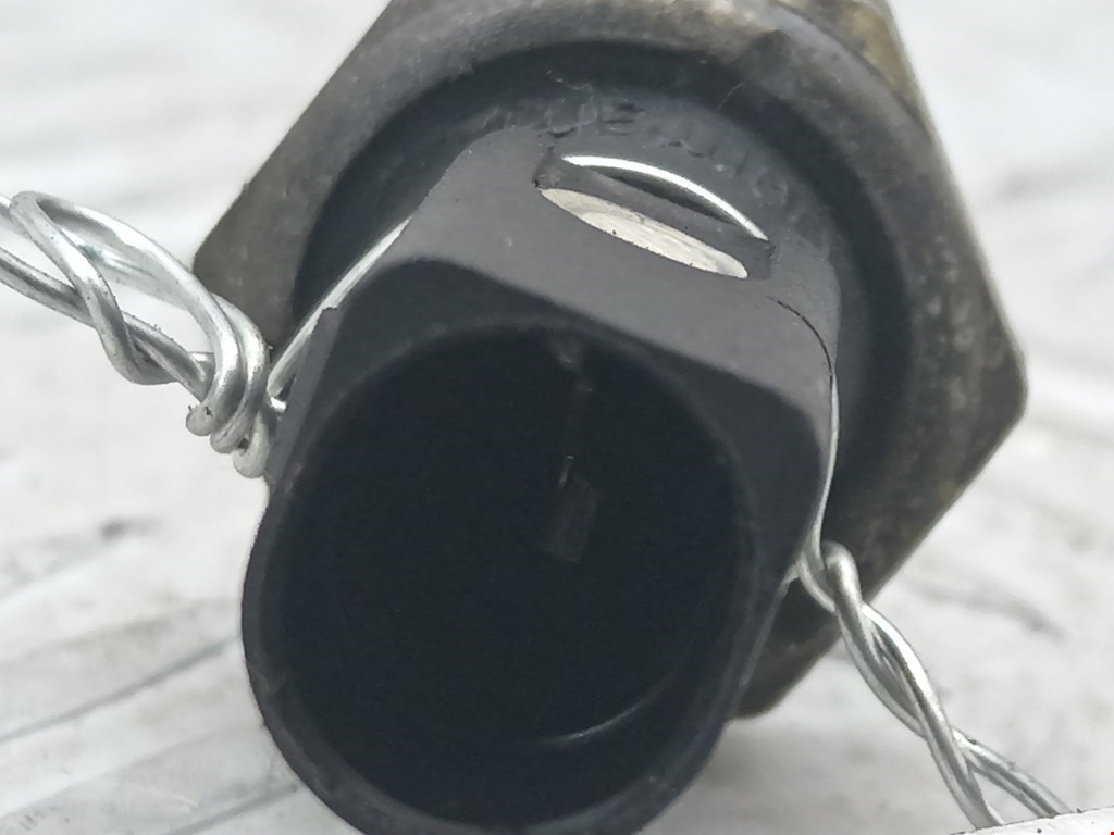 Датчик давления масла SKODA Octavia A4 1U- 1997-2010