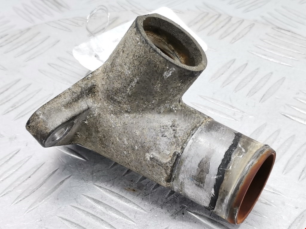 Тройник системы охлаждения OPEL Astra J 2009-2017