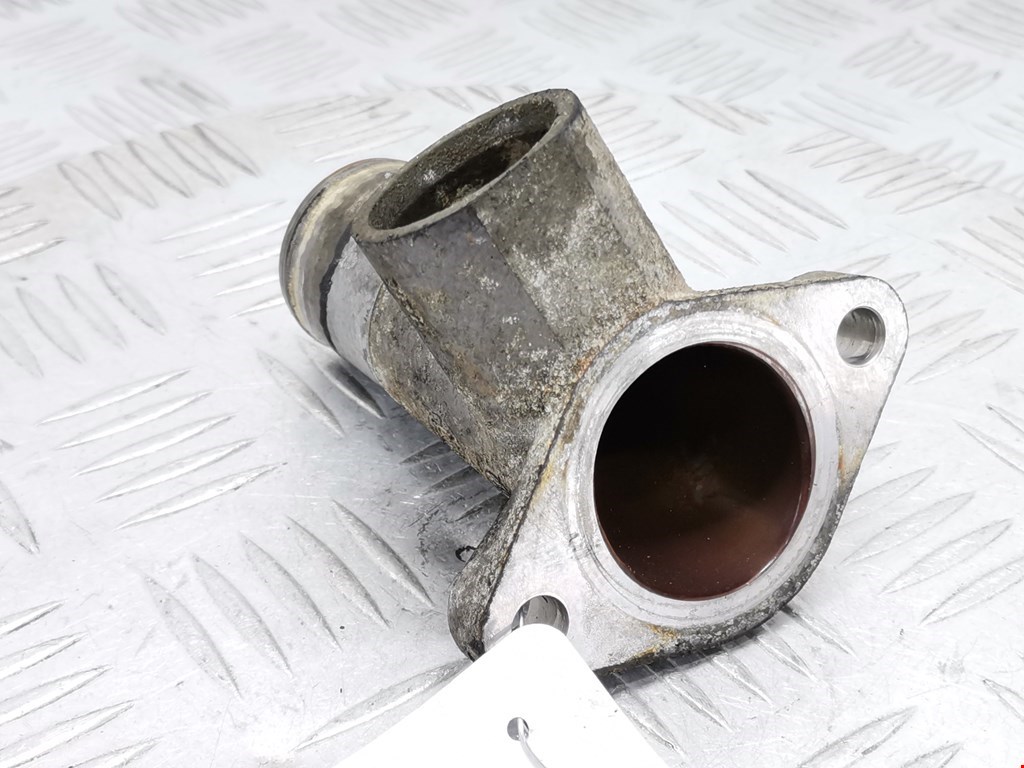 Тройник системы охлаждения OPEL Astra J 2009-2017