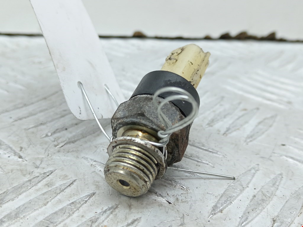 Датчик давления масла RENAULT Megane II 2002-2009