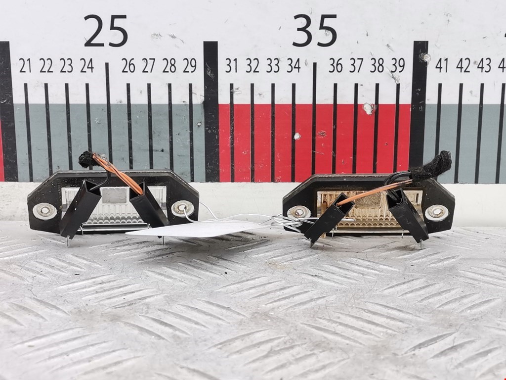 Фонарь подсветки номера FORD Mondeo III 2000-2007