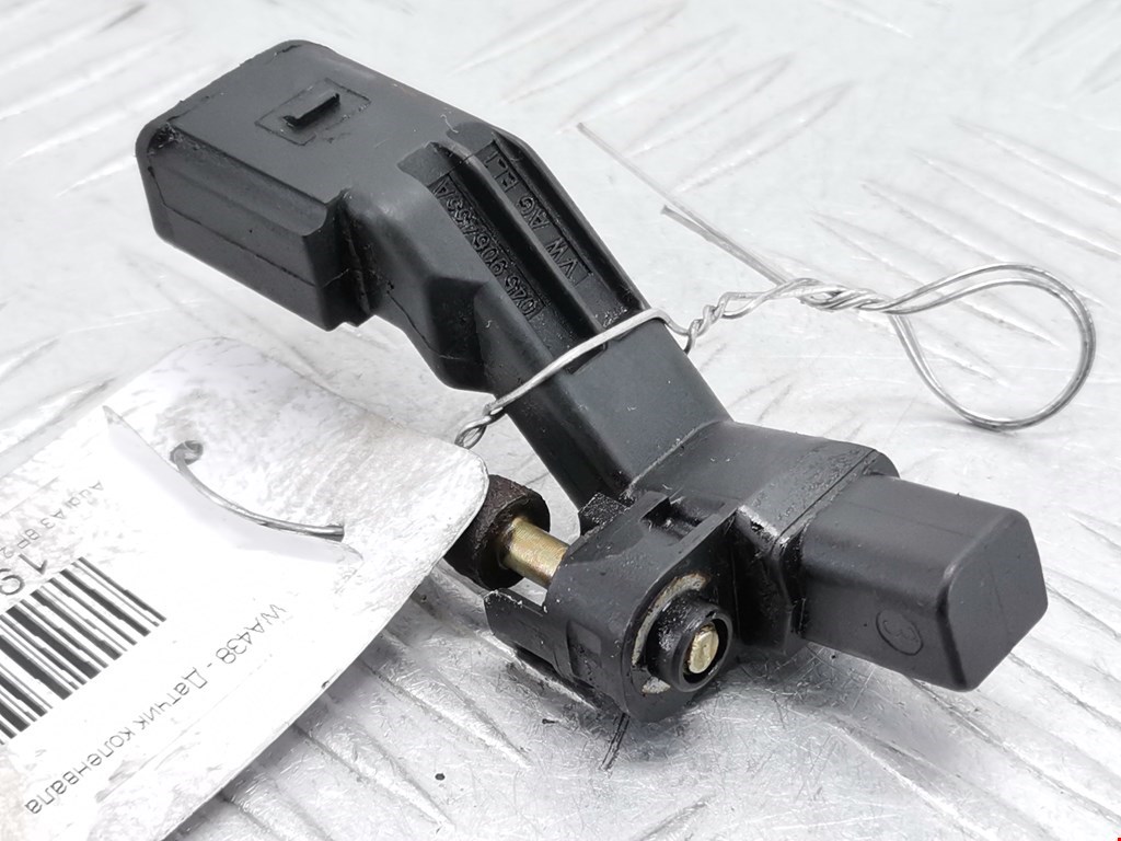 Датчик положения коленвала AUDI A3 8P 2003-2013