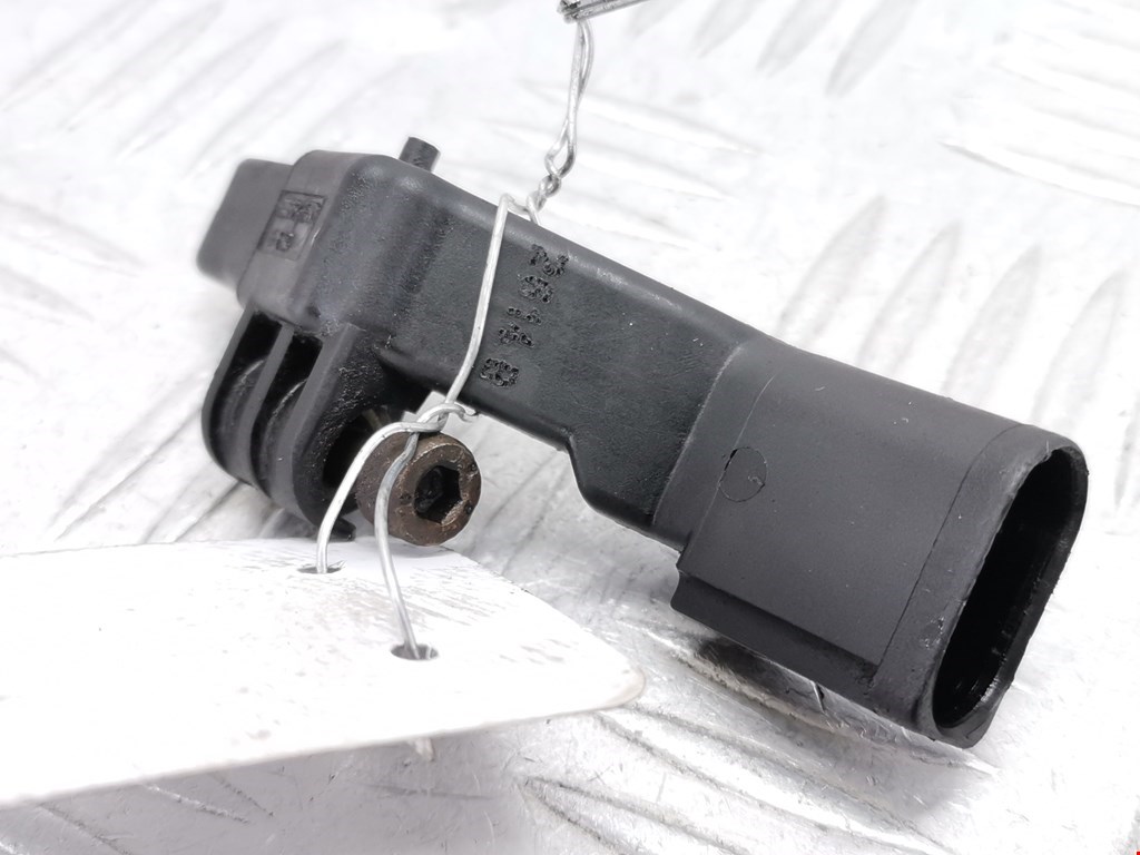 Датчик положения коленвала AUDI A3 8P 2003-2013