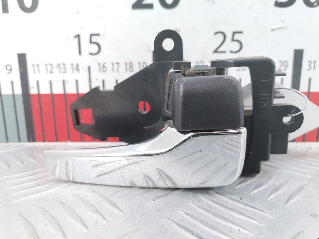 Ручка дверная задняя внутренняя правая PEUGEOT 4007 2007-2012