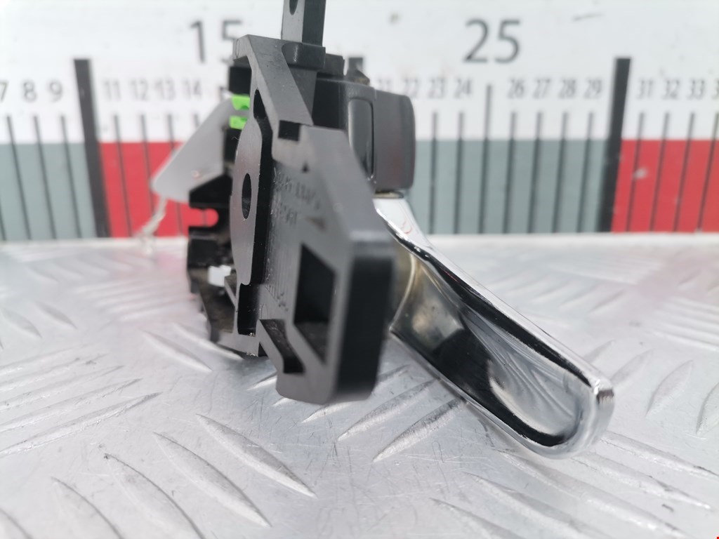 Ручка дверная задняя внутренняя правая PEUGEOT 4007 2007-2012