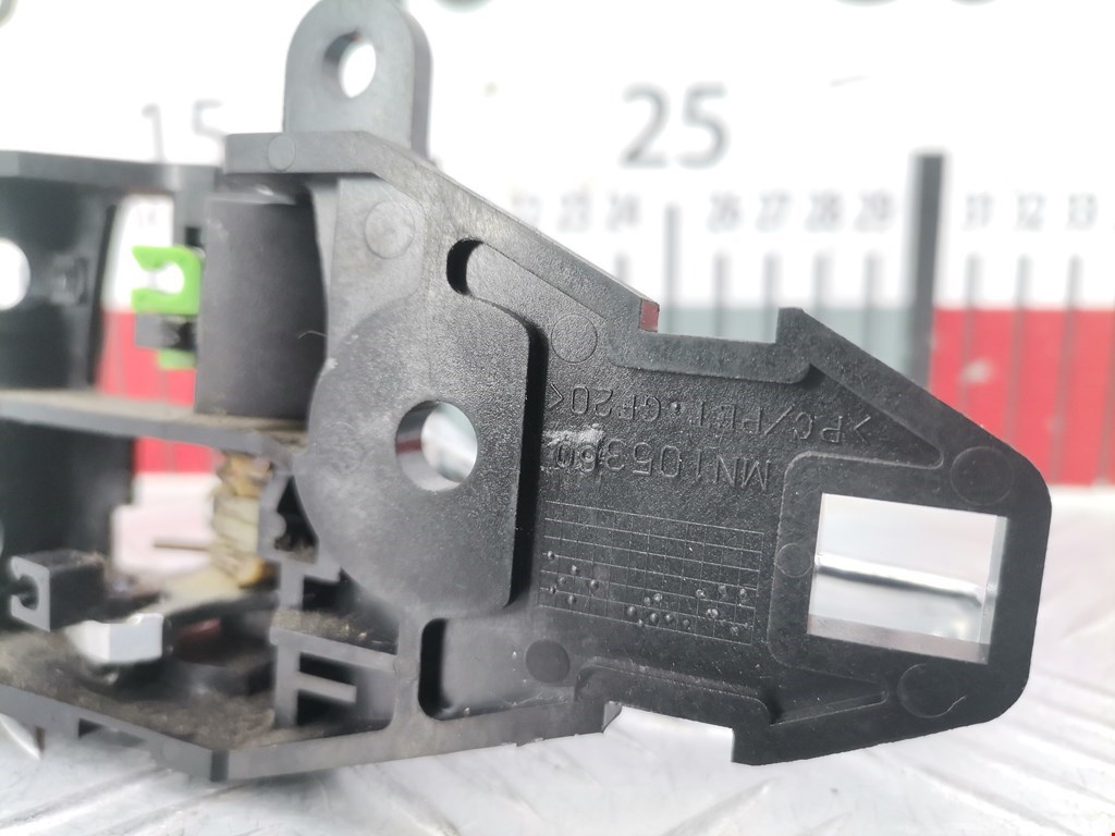 Ручка дверная задняя внутренняя правая PEUGEOT 4007 2007-2012