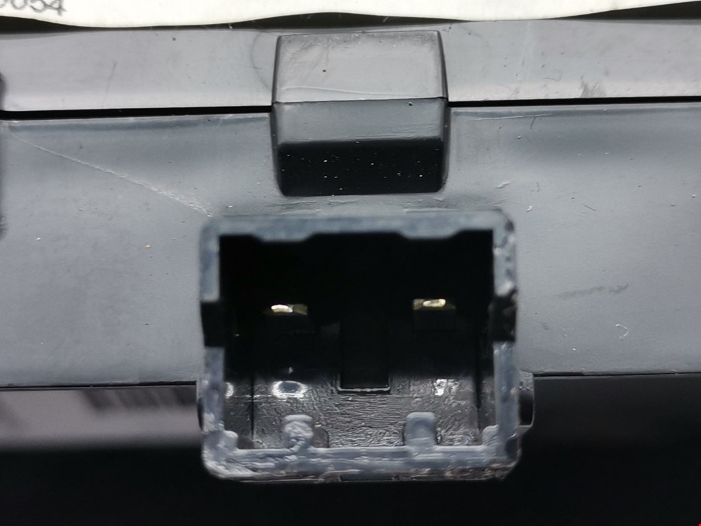 Бардачок SUBARU Legacy 2003-2009