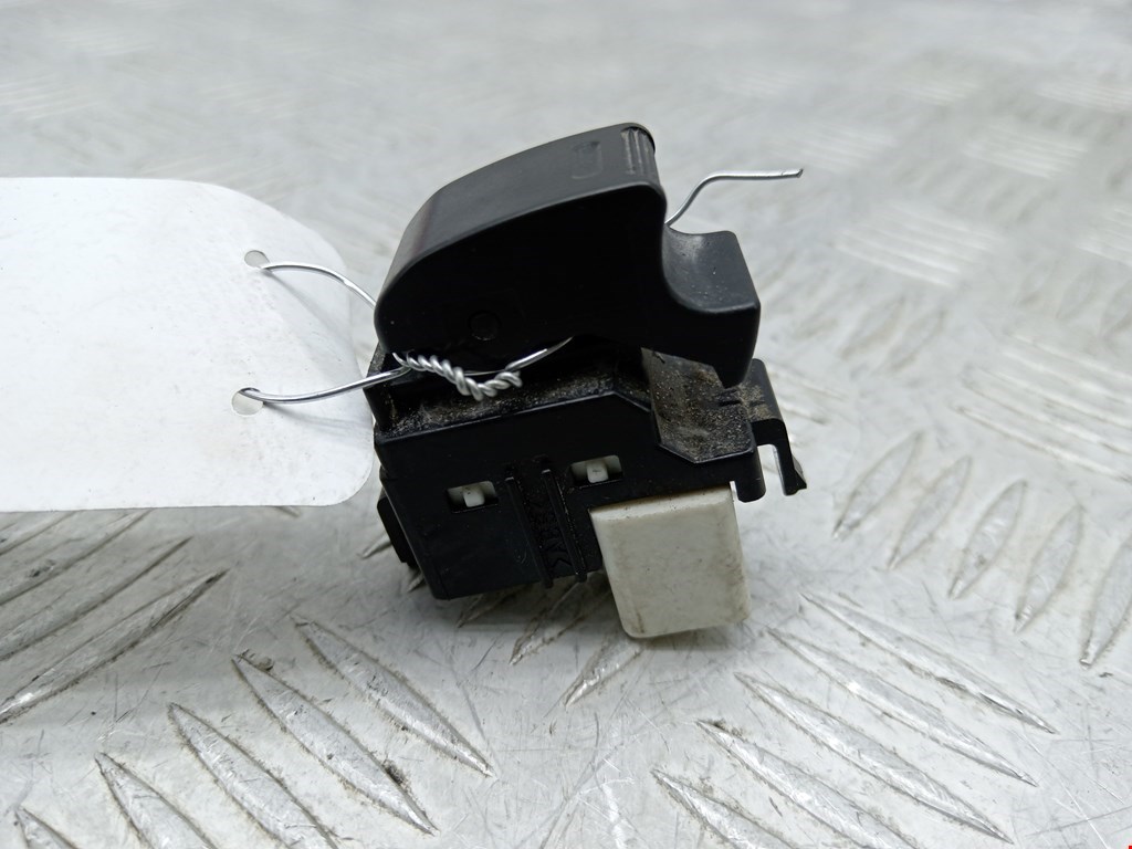 Кнопка стеклоподъемника TOYOTA Yaris Verso 1999-2006