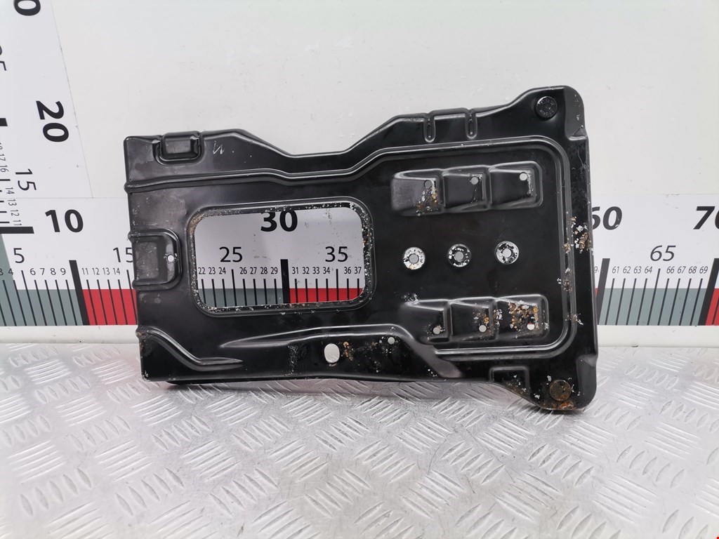 Крепление АКБ (корпус/подставка) MERCEDES-BENZ CLK-Class W209 2002-2009