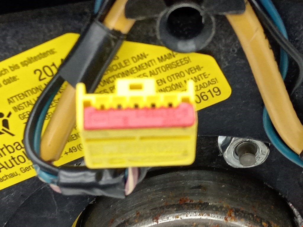 Подушка безопасности в рулевое колесо FORD Focus I 1998-2005