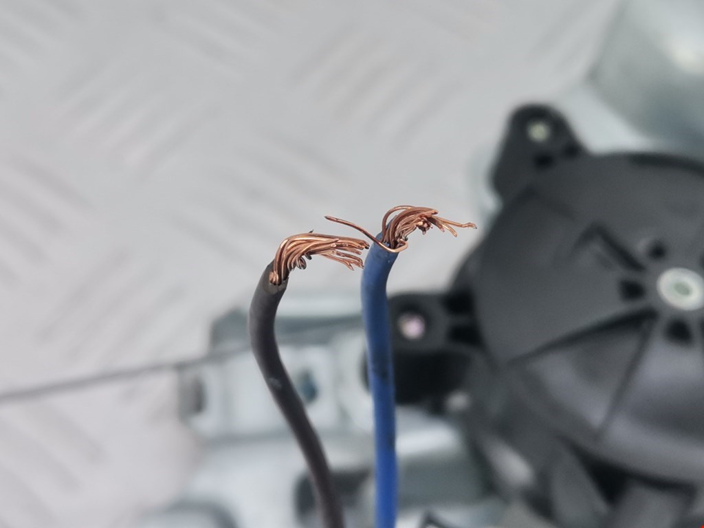 Стеклоподъемник задний правый CHEVROLET Equinox 2009-2017