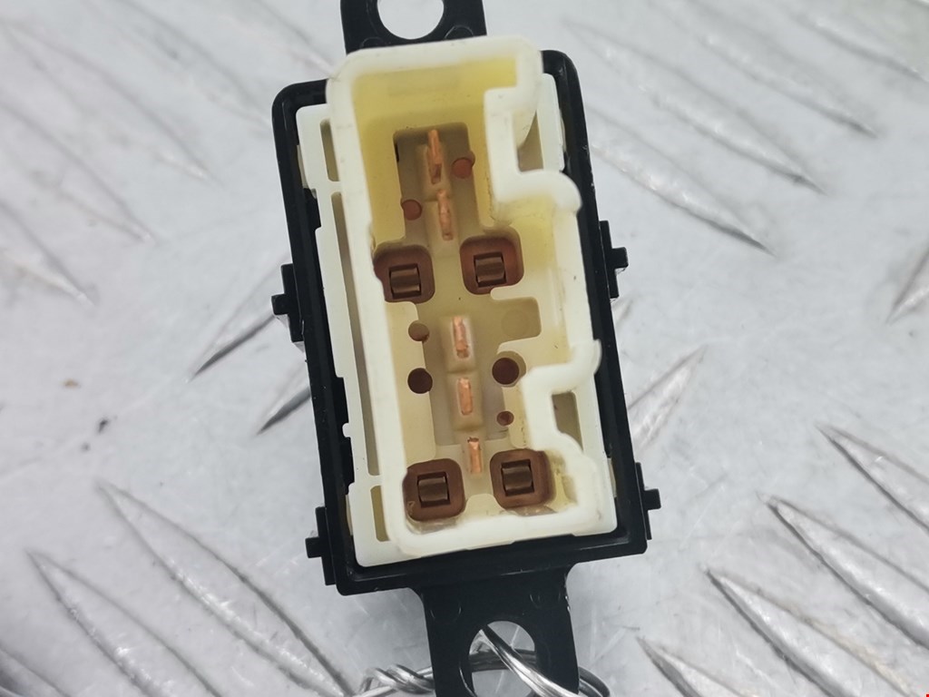 Кнопка стеклоподъемника MAZDA Mazda 6 GG 2000-2007